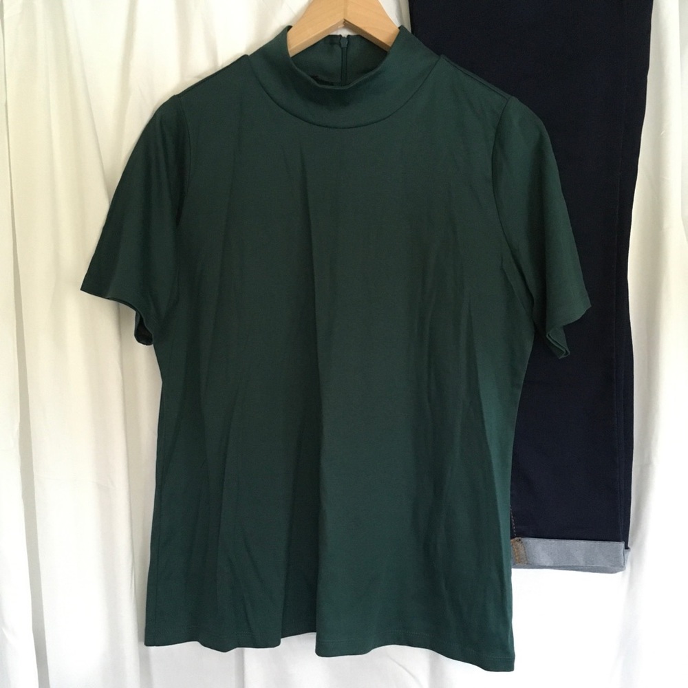 NWOT Forest Green Turtle Neck Top